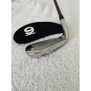 Ladies Lynx Tigress II Tigress System 345 Graphite 60 by UST 9 Iron w/Cover 34"